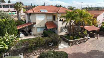 למכירה בבלעדיות | וילה פרטית בקצרין