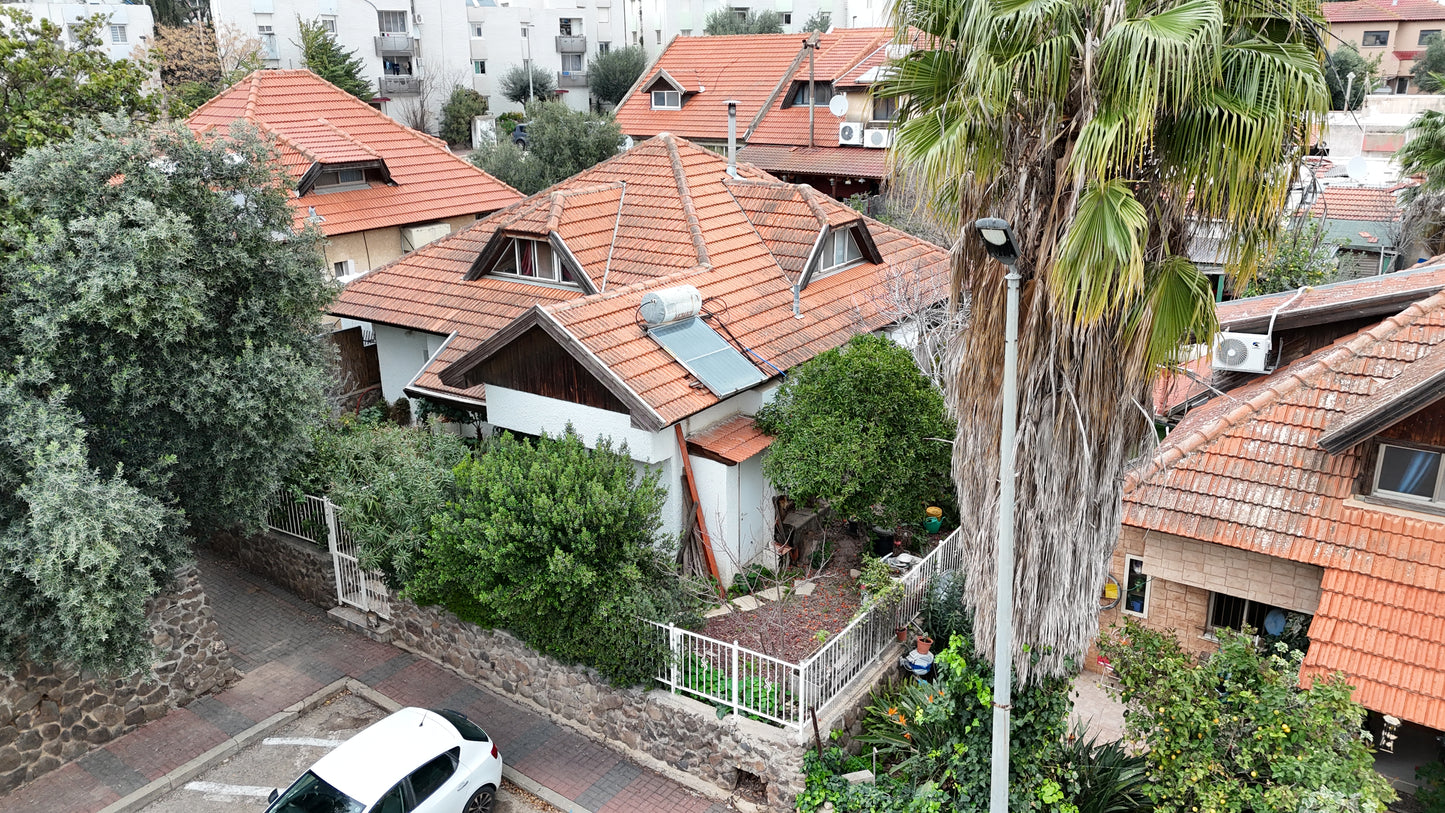 למכירה בבלעדיות | וילה פרטית בקצרין